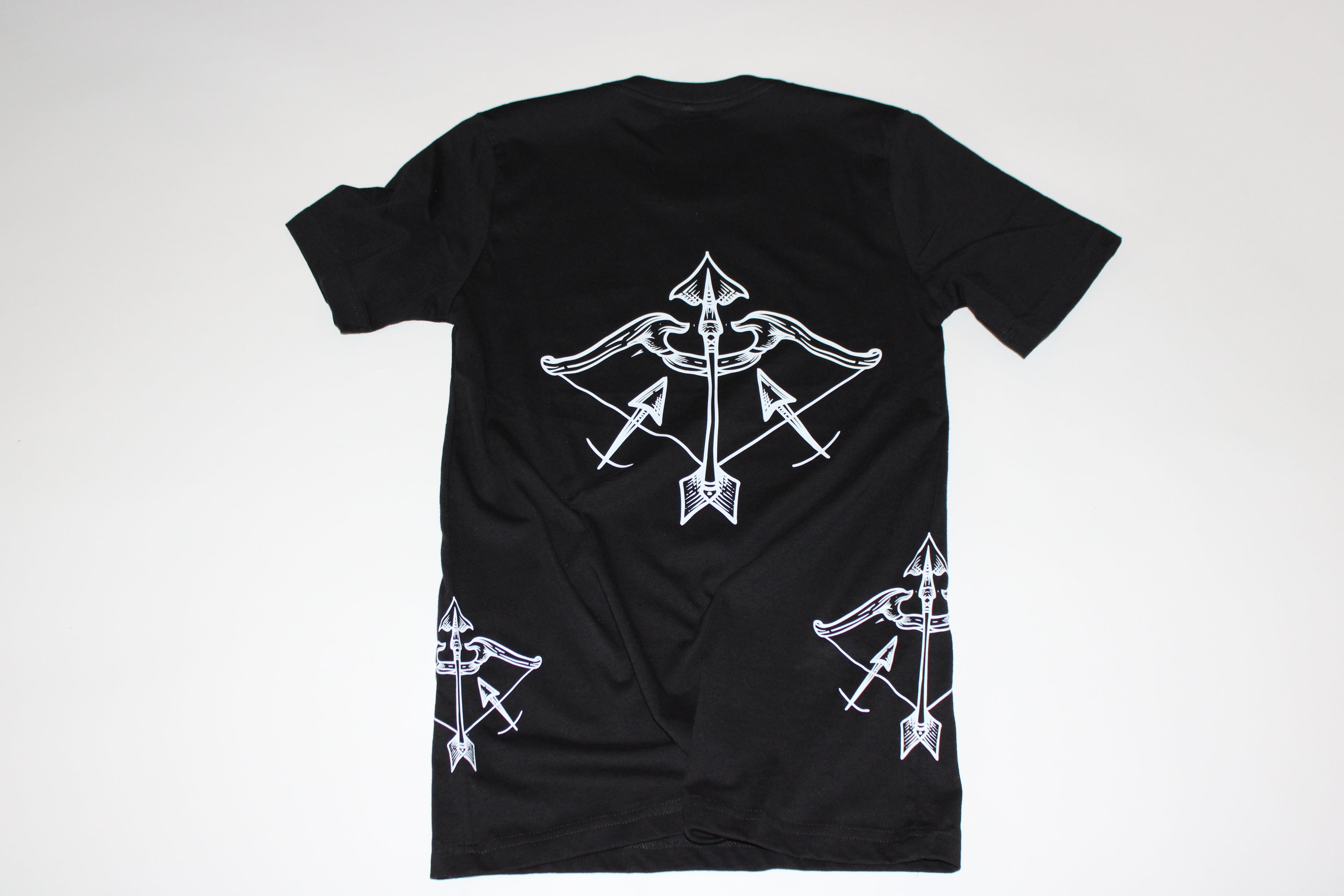 Sagittarius – Icon – Zodiac Graphic Tee