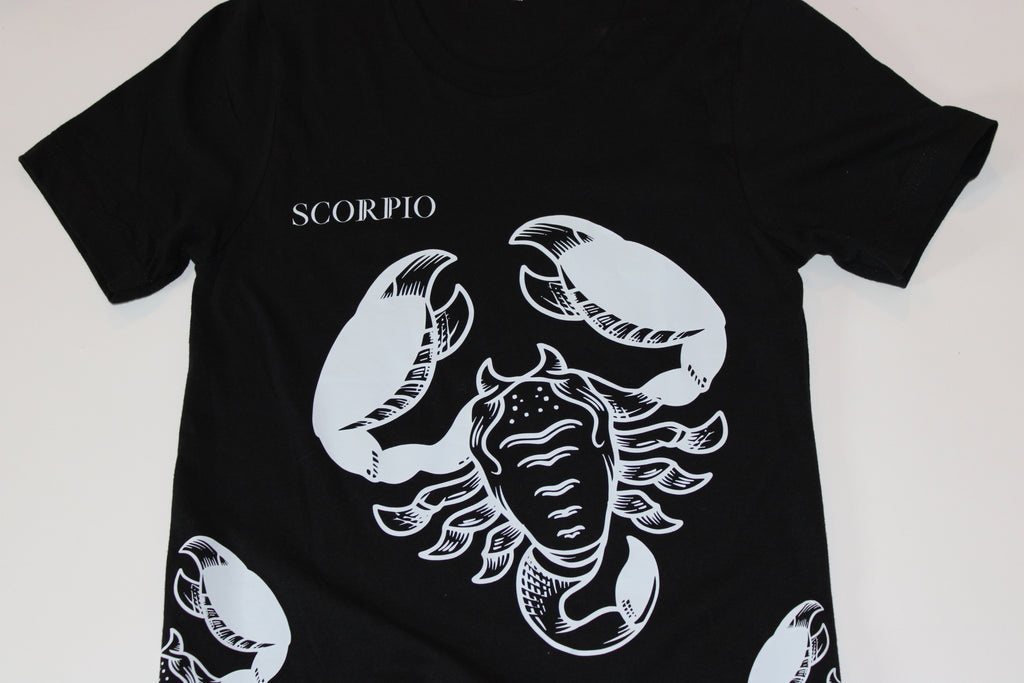 Scorpio – Icon – Zodiac Graphic Tee