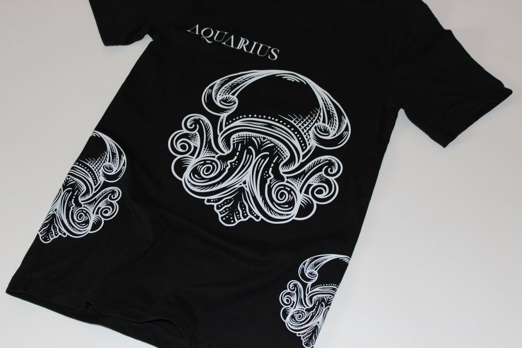 Aquarius – Icon – Zodiac Graphic Tee