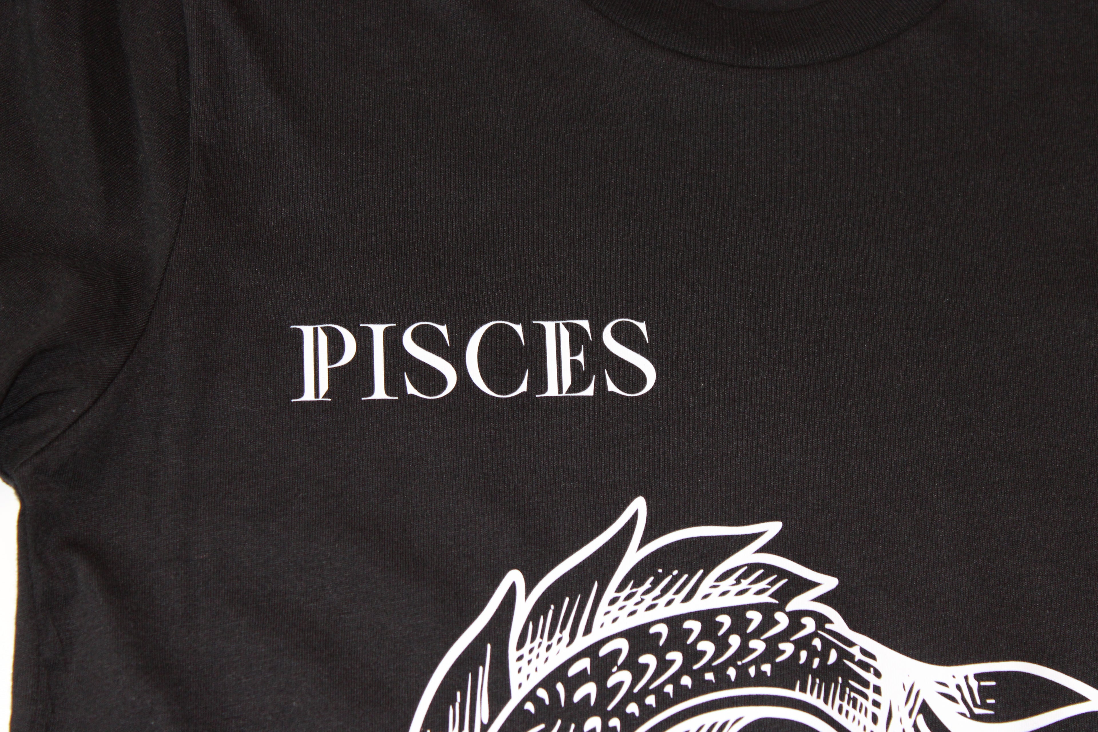 Pisces – Icon – Zodiac Graphic Tee