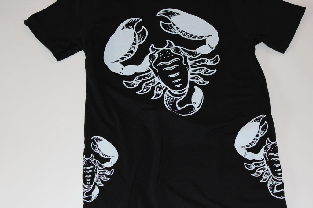 Scorpio – Icon – Zodiac Graphic Tee