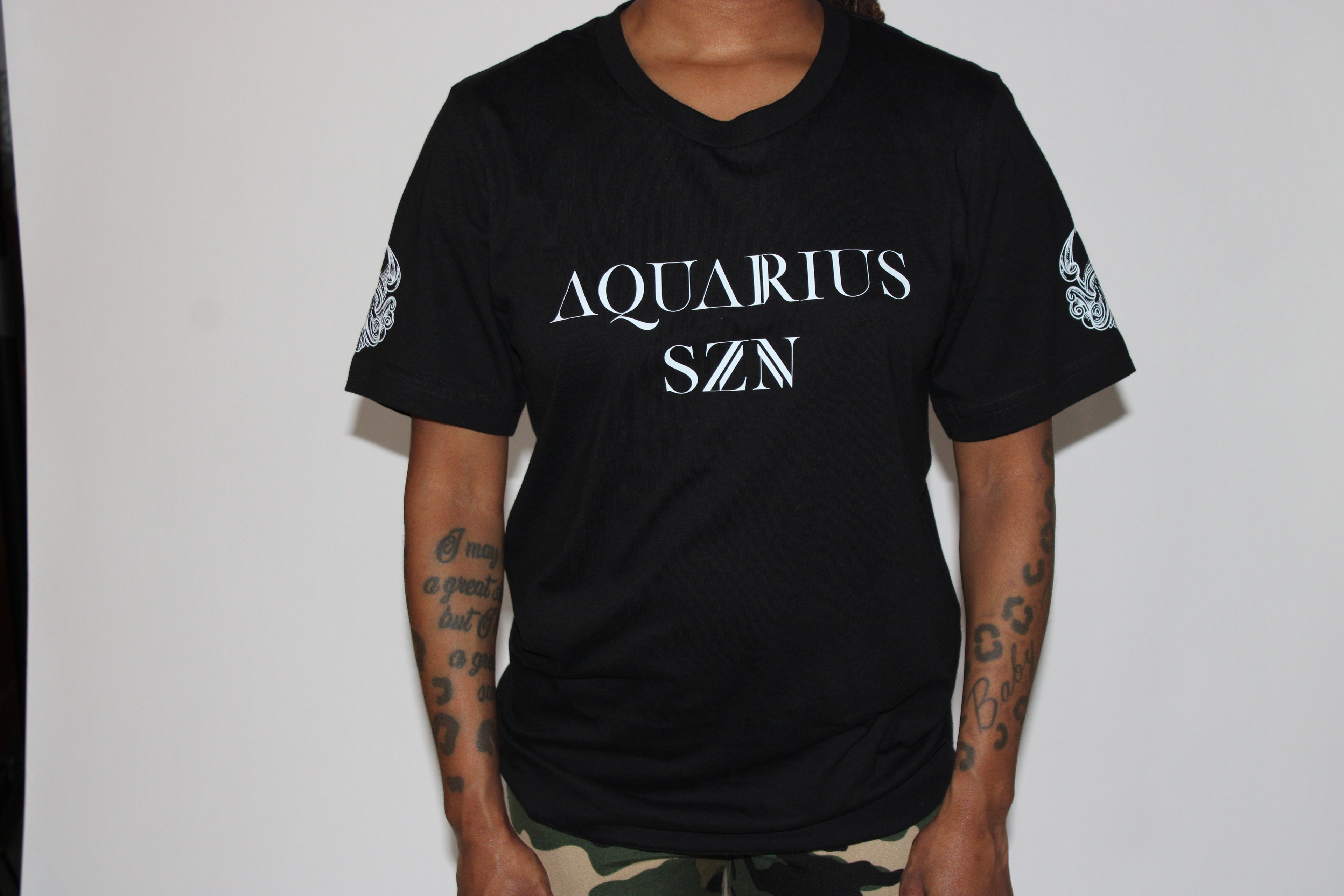 Aquarius– Zodiac Tee